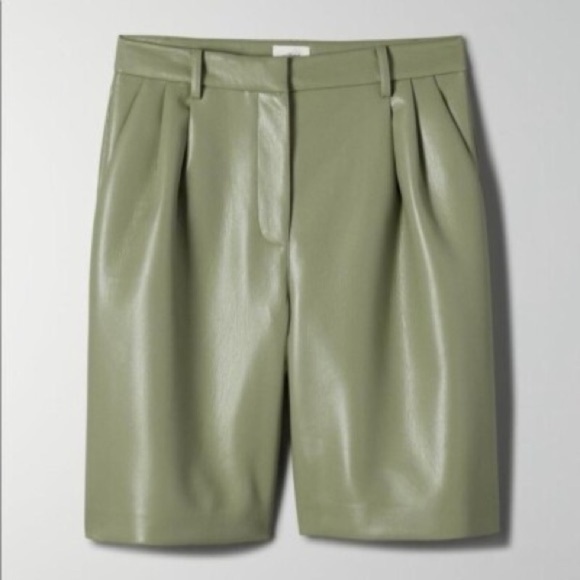 Wilfred Aritzia Olive Green Vegan Leather Shorts – Minor Lines(check photos) - Picture 1 of 12